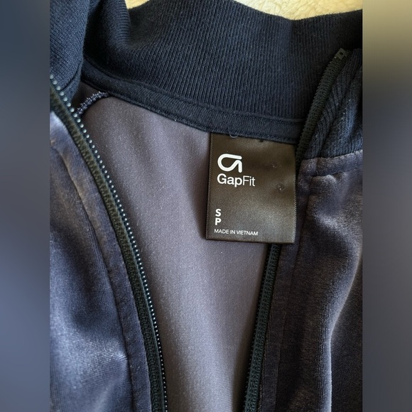 Gap Fit Valour jacket - Picture 3 of 3